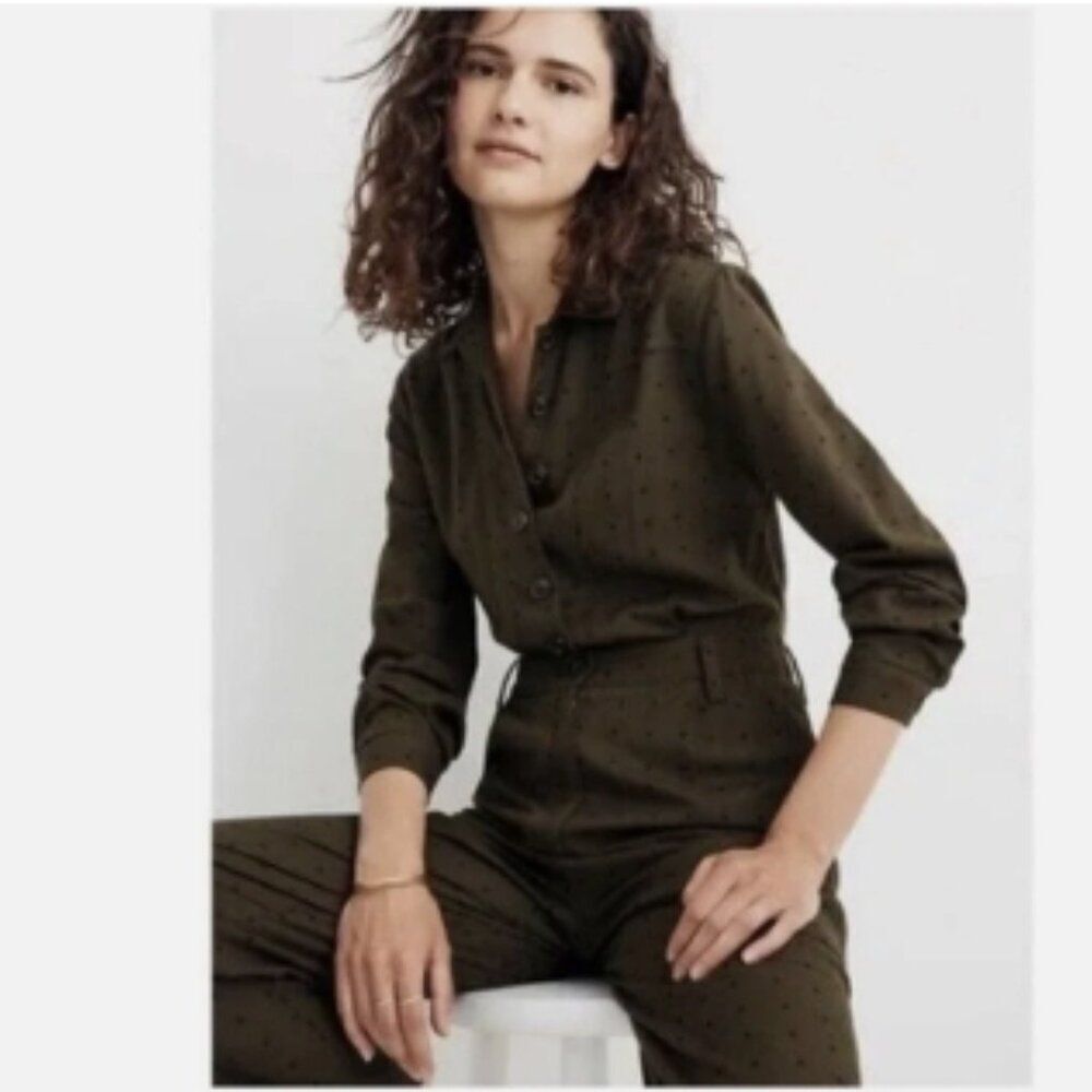 Like New! Madewell Seamed Coverall Jumpsuit in Grid Dot Dried Olive in Size 10
